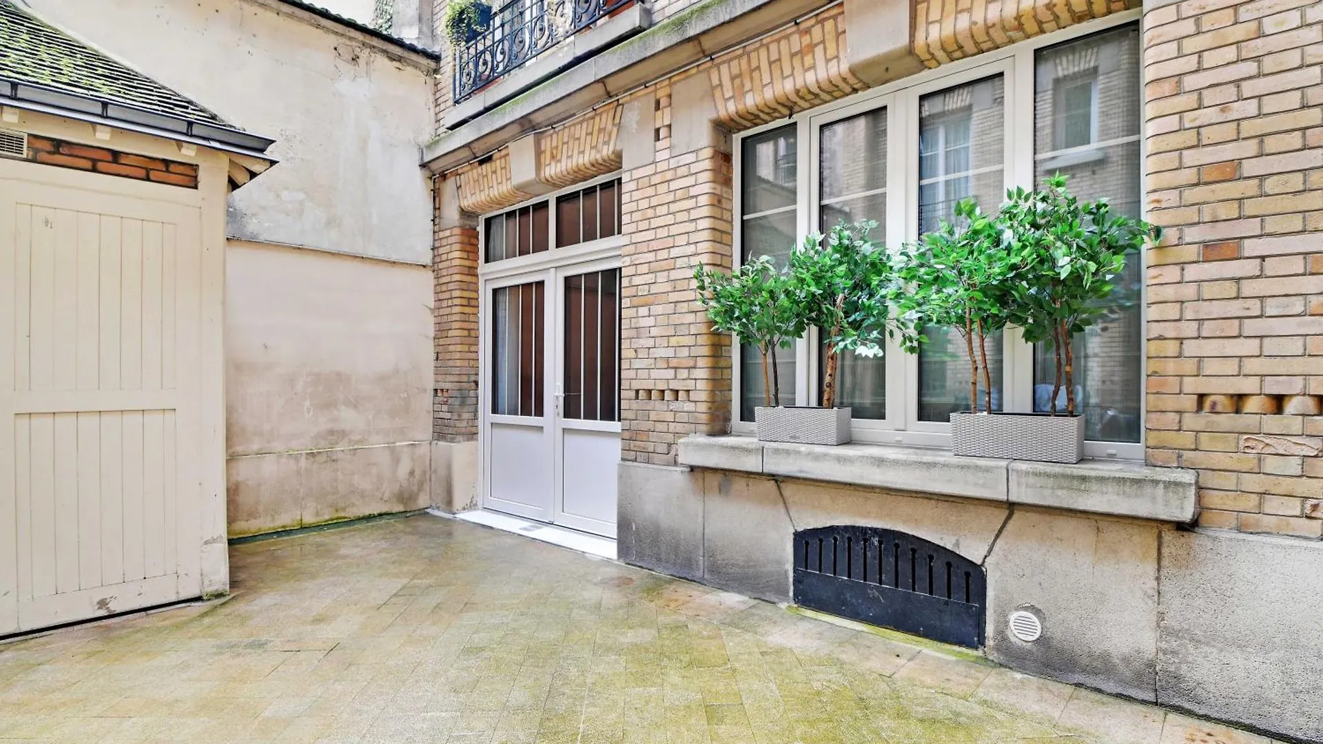 Elegant - 3br-7p - Moulin Rouge Paris